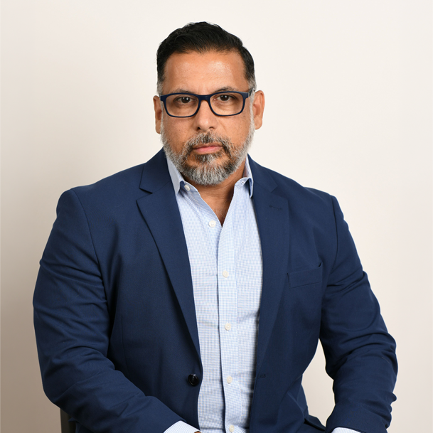 Martin Vela Jr.